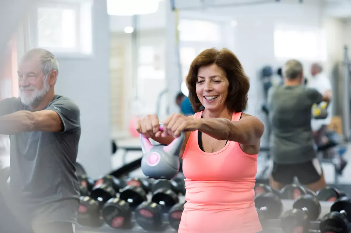 Seniors exercising Creator: Halfpoint  |  Credit: Getty Images/iStockphoto